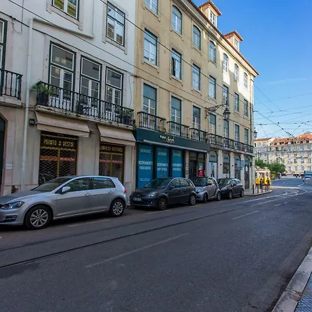 Baixa Modern Three-bedroom - By Lu Holidays Lejlighed *