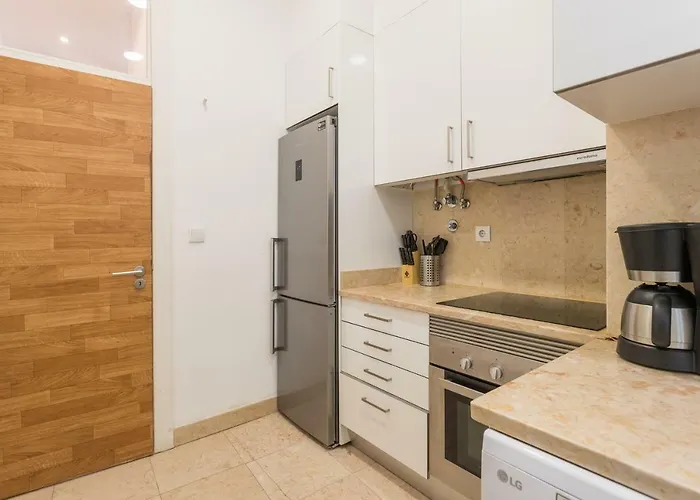 公寓 Baixa Modern Three-bedroom - By Lu Holidays