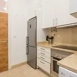 Apartment Baixa Modern Three-bedroom - By Lu Holidays